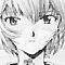 Manga, en uniforme d'cole, tenant les lunettes du commandant Ikari